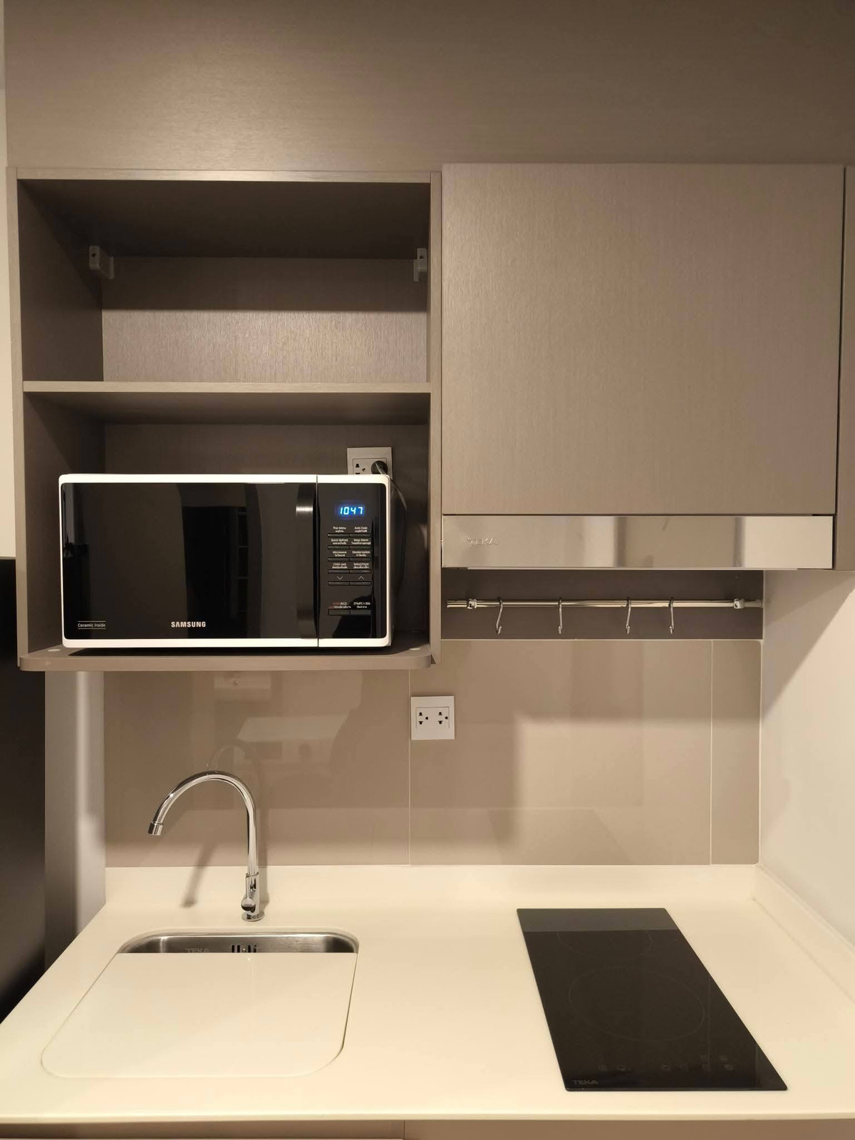 For RentCondoKhlongtoei, Kluaynamthai : E268 🎉300369 Condo for Rent Aspire Sukhumvit-Rama 4