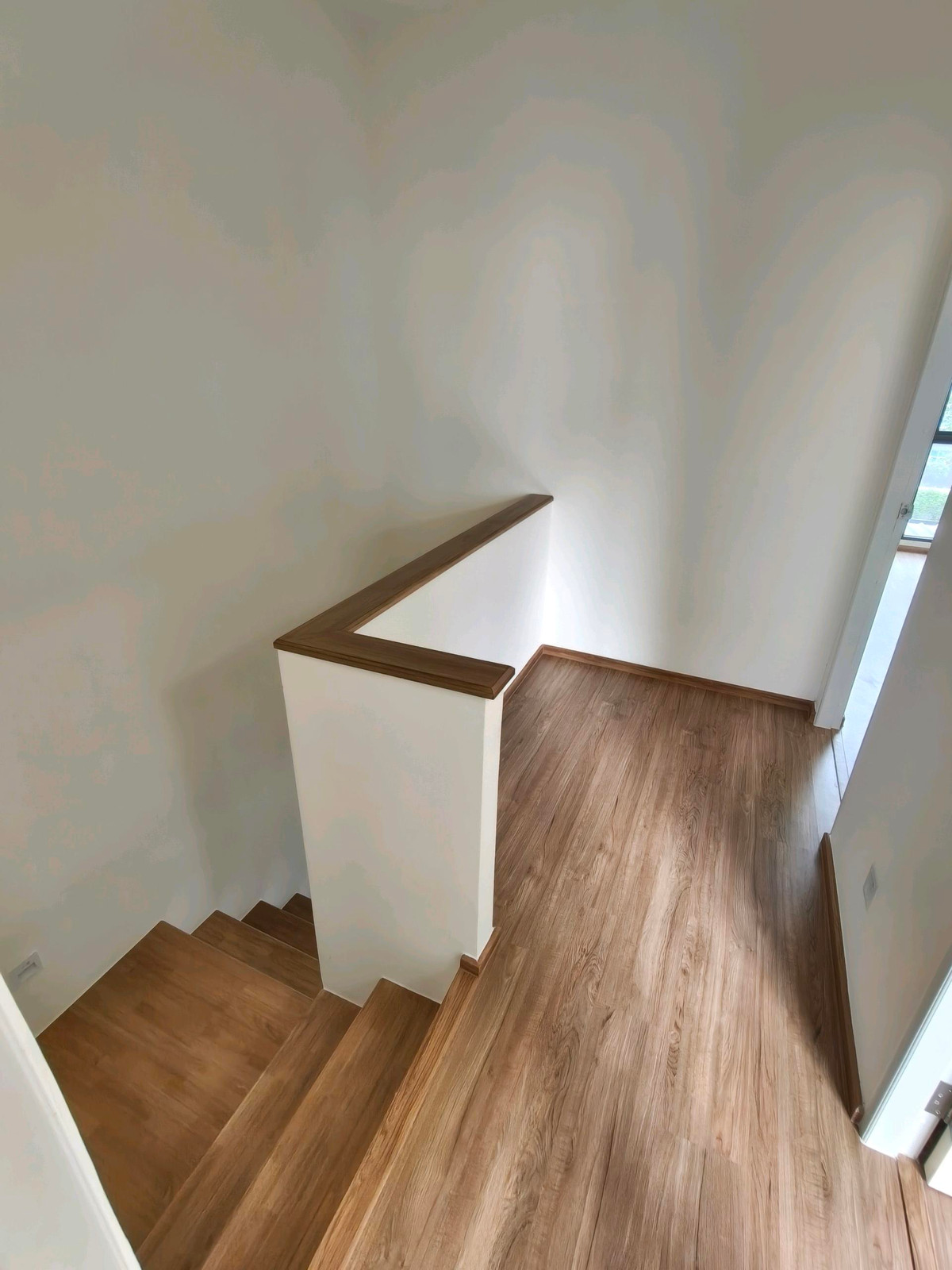 ทาวน์โฮมนวมินทร์ รามอินทรา : ขาย/เช่า ทาวน์โฮม พลีโน่ พหลโยธิน 54/1 ไซส์ใหญ่ 20 ตรว. หลังบ้านกว้าง มีเนื้อที่เยอะขึ้น

✨ บ้านไซส์ใหญ่ 20 ตร.ว. ฟังก์ชันครบ 3 นอน 3 น้ำ | ทำเลเข้า-ออกเมืองสะดวกที่สุด!