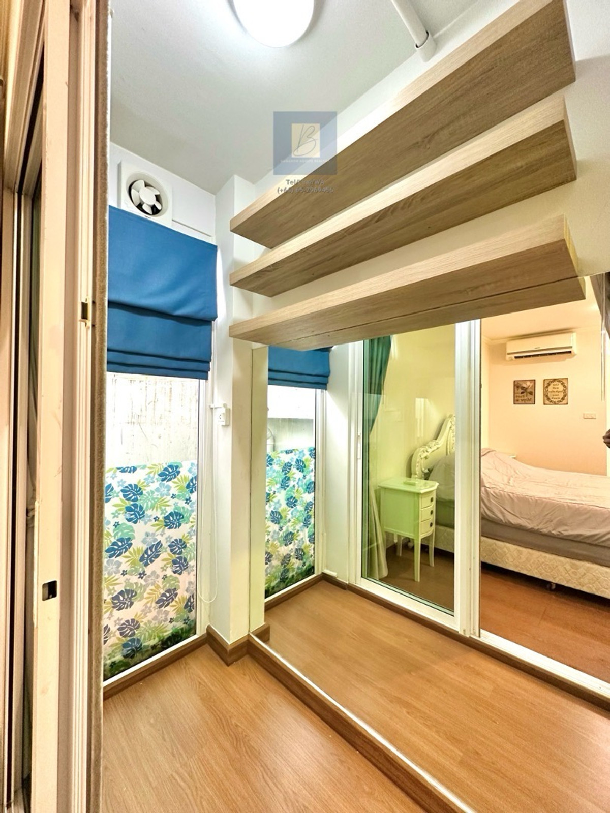 For RentCondoOnnut, Udomsuk : A low rise condo located only 350 meters from BTS Onnut station. Highly convenient. 