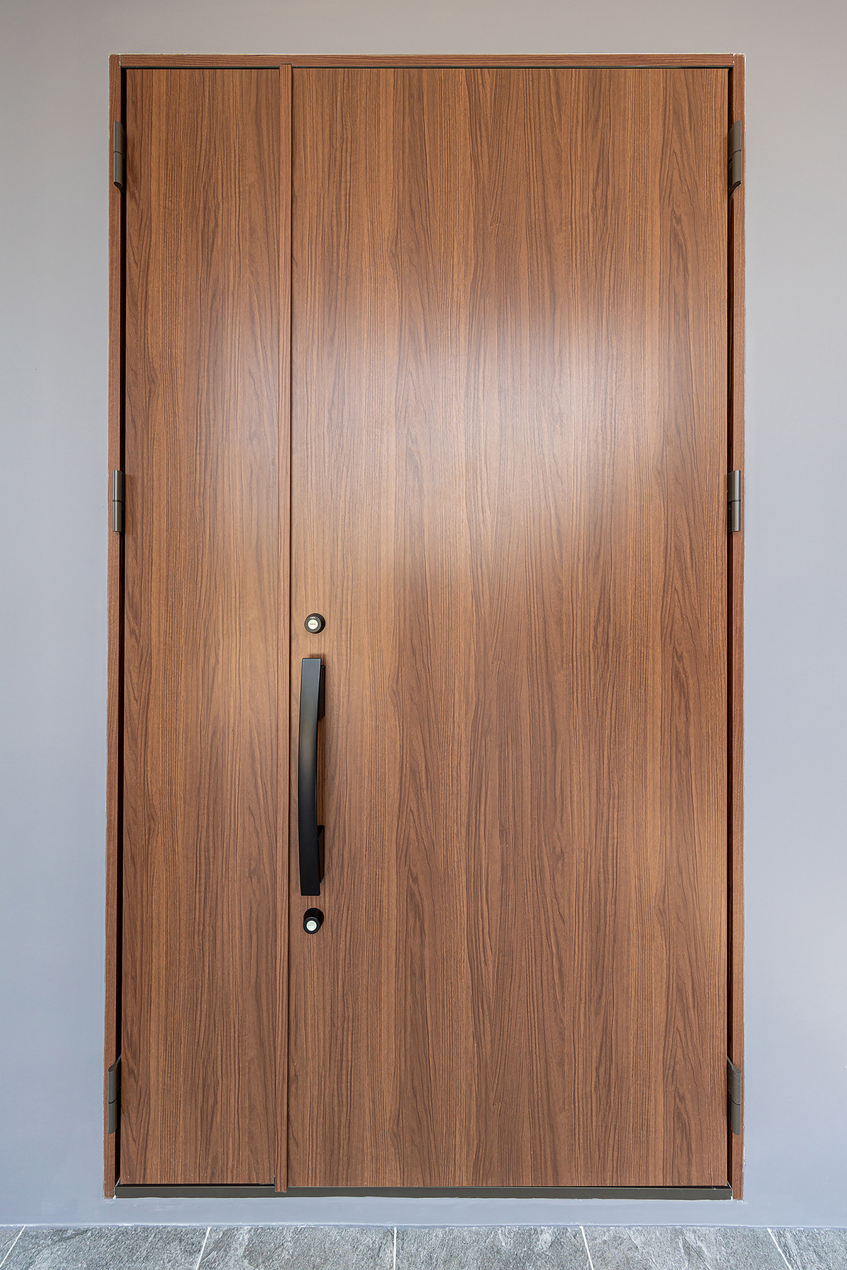 ขายบ้านโชคชัย4 ลาดพร้าว71 : [ขาย] ✨ บ้านเดี่ยว 3 ชั้น สไตล์ Modern Luxury พรีเมียมที่สุดในลาดพร้าว 101 | Feel Town ✨ แต่งครบ พร้อมลากกระเป๋าเข้าอยู่! เพียง 13.99 ล้าน (Rare Item มีเพียง 9 หลังในโครงการ!)