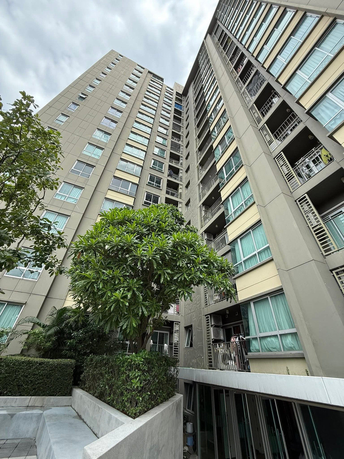 ให้เช่าคอนโดรามคำแหง หัวหมาก : ให้เช่าคอนโด U Delight หัวหมาก สเตชั่น เฟอร์ใหม่ทั้งห้อง พร้อมอยู่