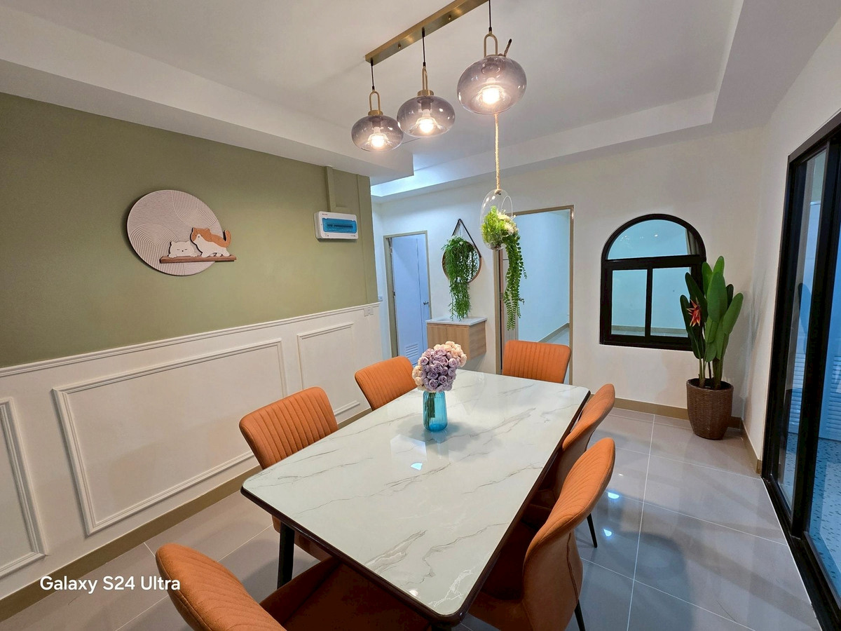 ขายบ้านมีนบุรี-ร่มเกล้า : ขายบ้านเดี่ยว รามคำแหง ม.เคหะธานี 4 สะพานสูง กรุงเทพ ถนนราษฎร์พัฒนา ( ซอยมิสทีน) ตกแต่งสวย พร้อมอยู่