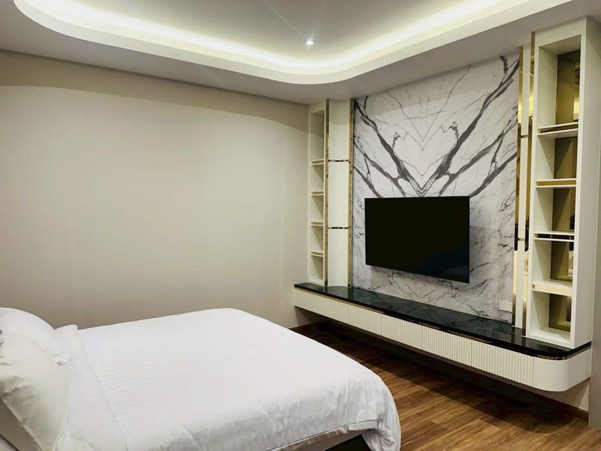 For RentPattaya, Bangsaen, Chonburi : Luxurious pool villa house for rent Near Jomtien Beach, Pattaya