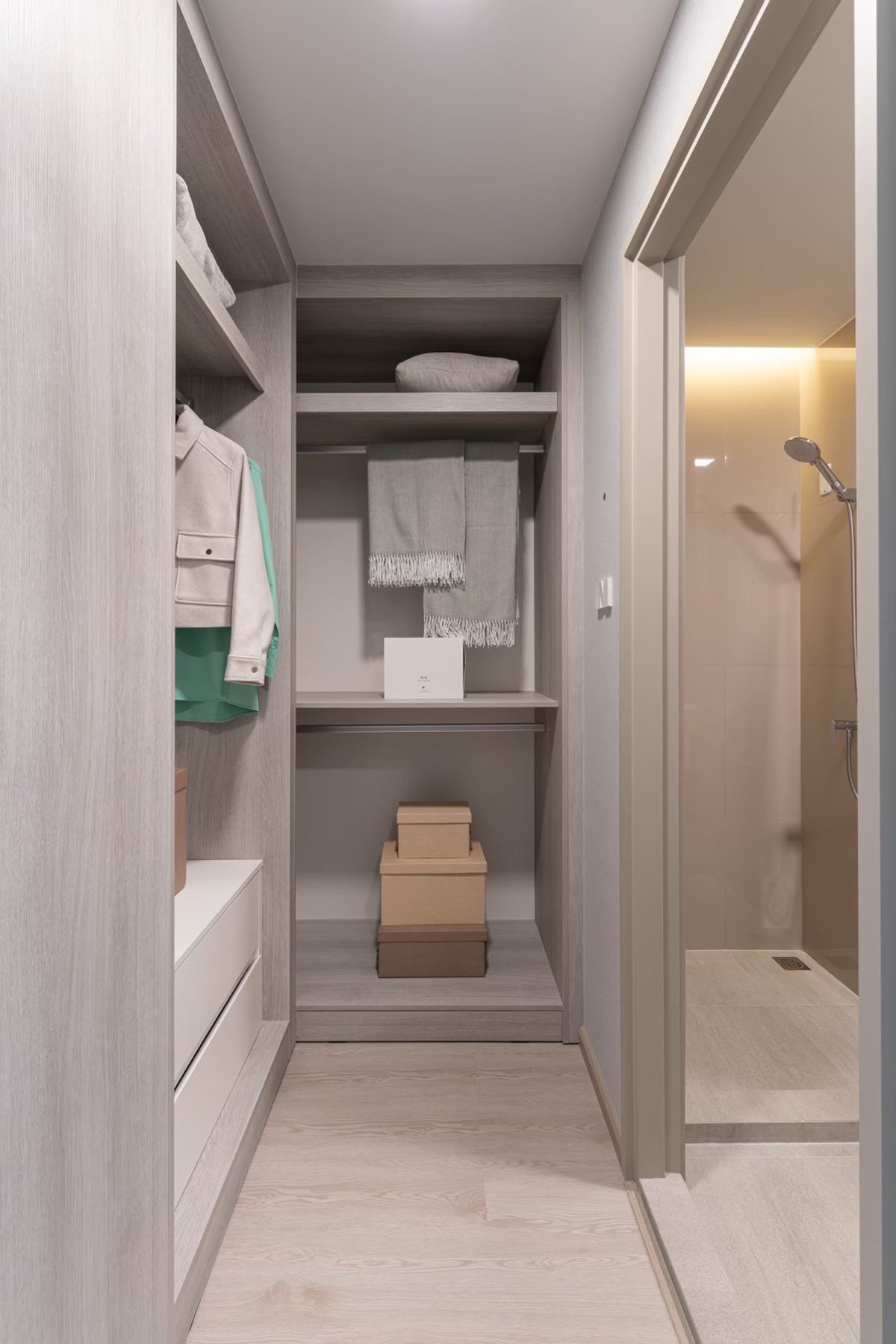 For SaleCondoKasetsart, Ratchayothin : [0 meters to BTS!] Condo for sale COBE Kaset-Sripatum, new room, Studio, high floor, beautiful view, fully furnished, ready to move in 24 hours!