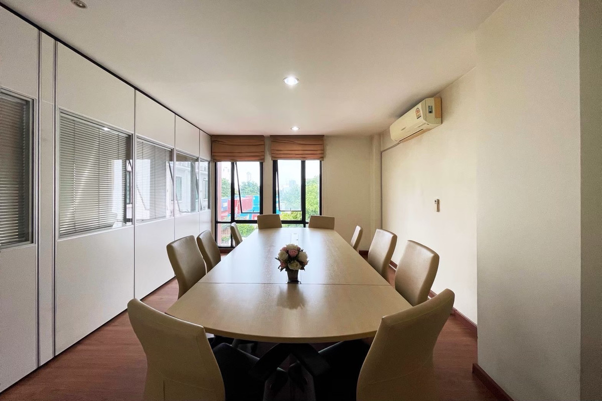 ให้เช่าโฮมออฟฟิศบางนา แบริ่ง ลาซาล : โฮมออฟฟิต 4 ชั้น ตกแต่งสวยงาม ให้เช่า ย่านบางนา ใกล้ตลาดเซฟวันโก บางนา