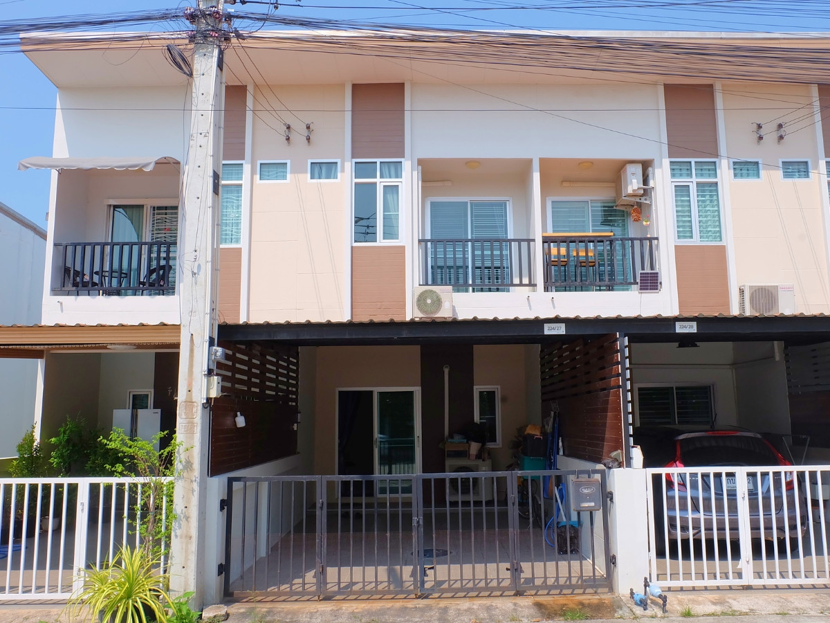 ขายทาวน์โฮมปทุมธานี รังสิต ธรรมศาสตร์ : 95486 - ขาย ทาวน์โฮม แหลมฉบัง-โรงโป๊ะ #ขายบ้านแหลมฉบัง #ขายบ้านโรงโป๊ะ