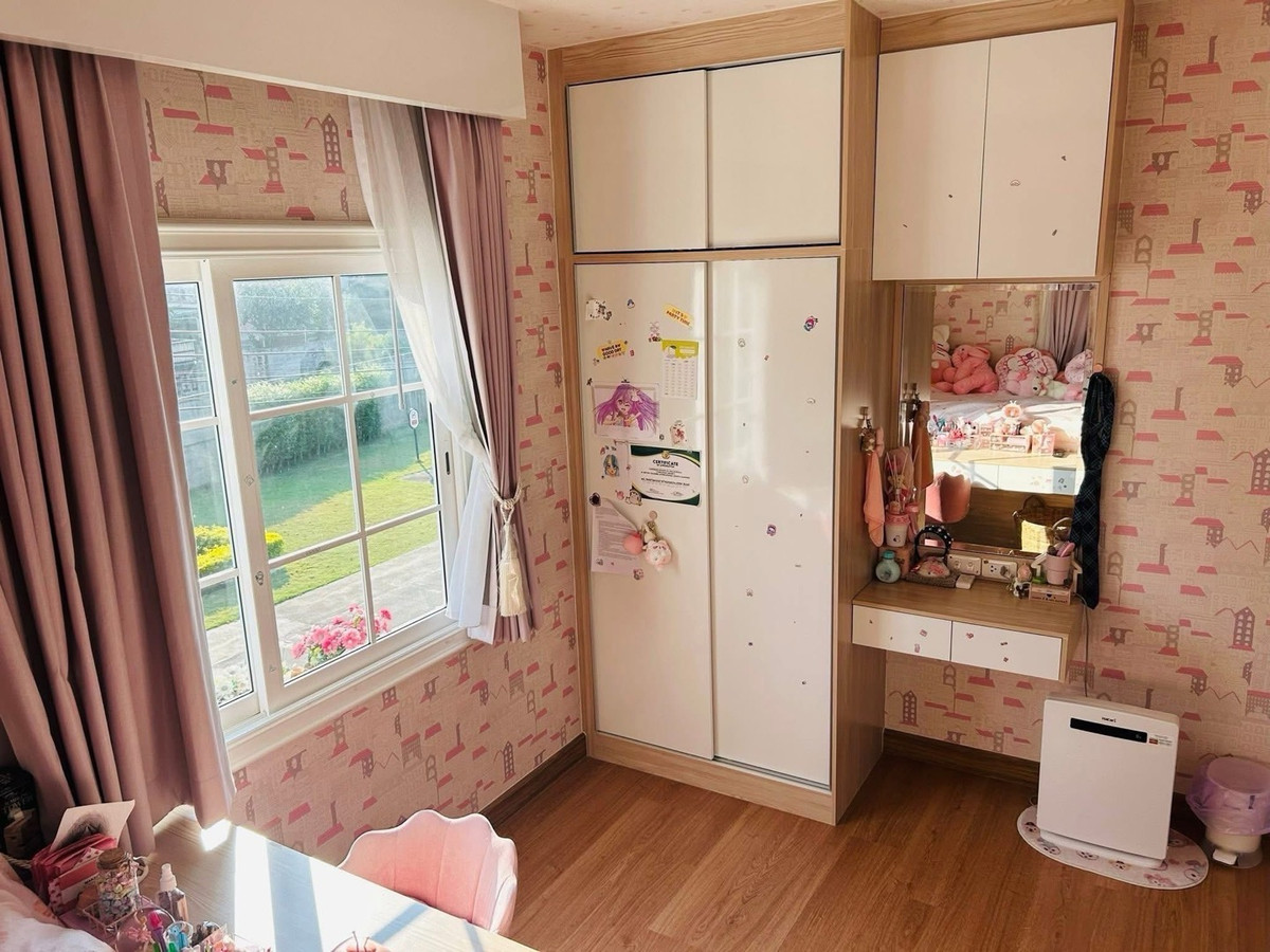 For RentThaphra, Talat Phlu, Wutthakat : Semi-detached house for rent, Golden Neo Sathorn Project, Kanlapaphruek Road.