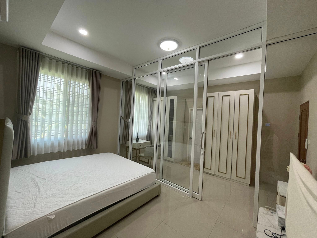 ให้เช่าบ้านนวมินทร์ รามอินทรา : ᚱ ให้เช่า บ้านเดี่ยว 🔥5 ห้องนอน 1 ห้องแม่บ้าน🔥 บ้านสวนเนรมิตร (ออเงิน-รามอินทรา) 320 ตร.ม. ที่จอดรถ 6 คัน ✅ สระว่ายน้ำส่วนตัว