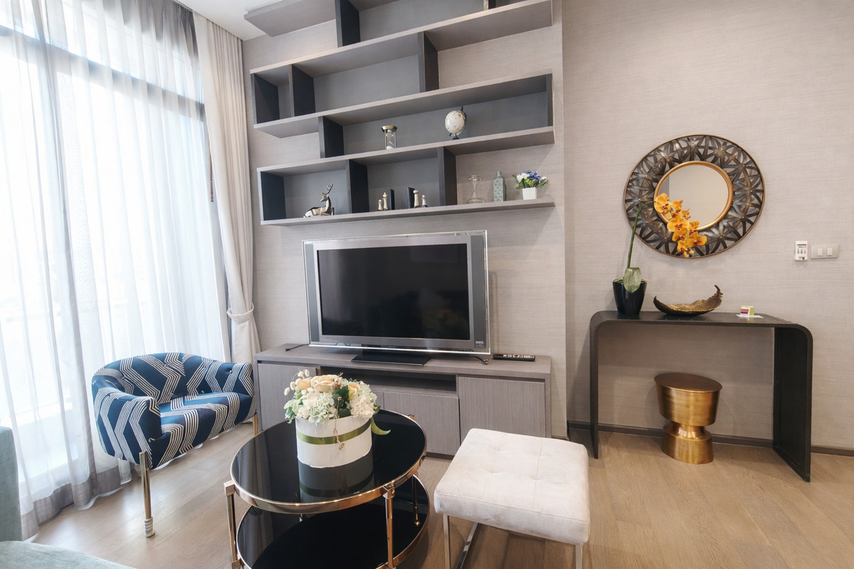 ขายคอนโดสาทร นราธิวาส : ขายด่วน The Diplomat Sathorn ห้องใหญ่ 2 ห้องนอน สุดพรีเมียม แต่งครบ พร้อมอยู่ นัดหมายเข้าชมทัก 063-616-5390