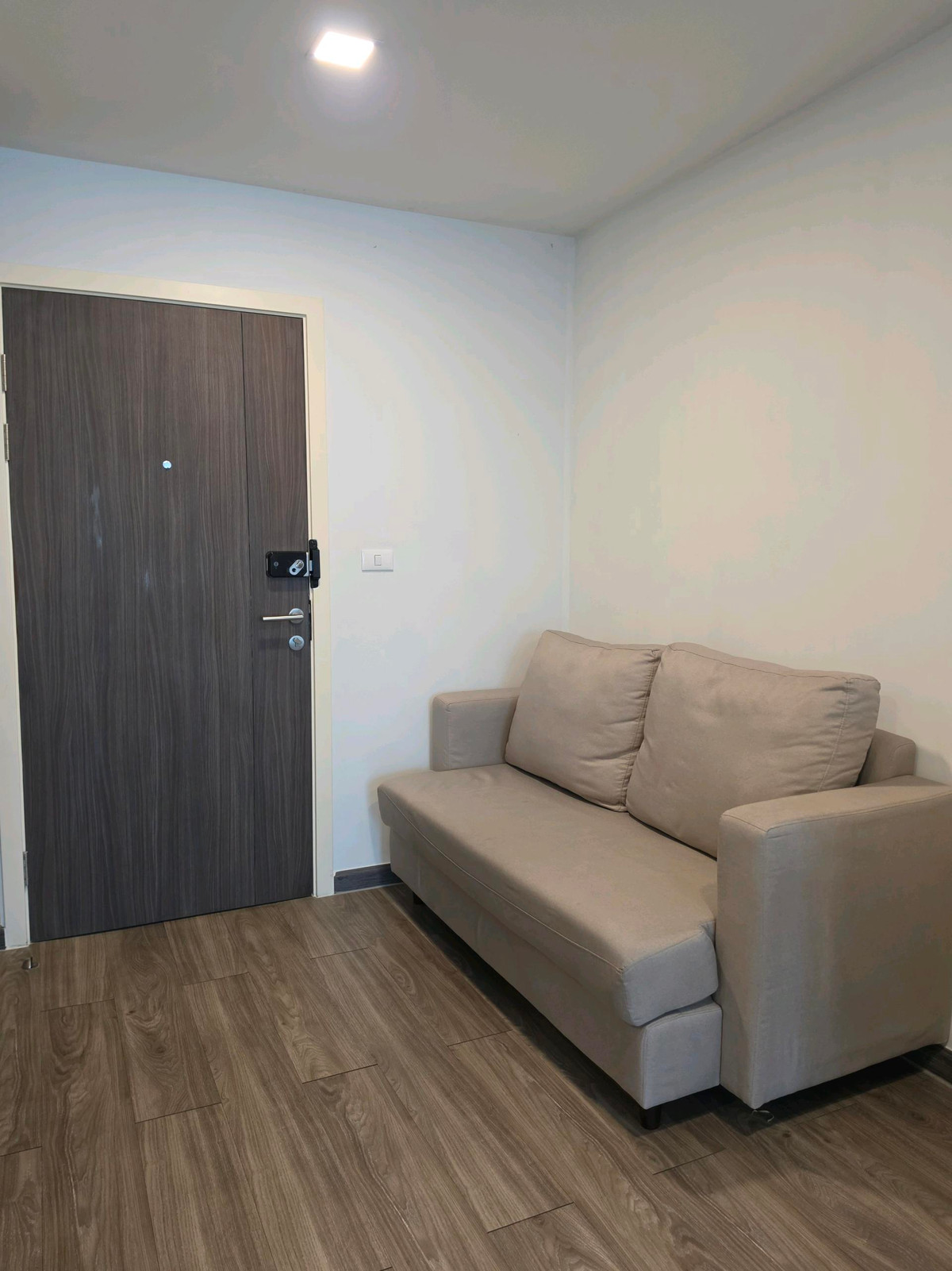 For RentCondoRatchadapisek, Huaikwang, Suttisan : 🚩For Rent: The Collect Ratchada 32 / 28 Sqm. / 3 fl. / Garden View