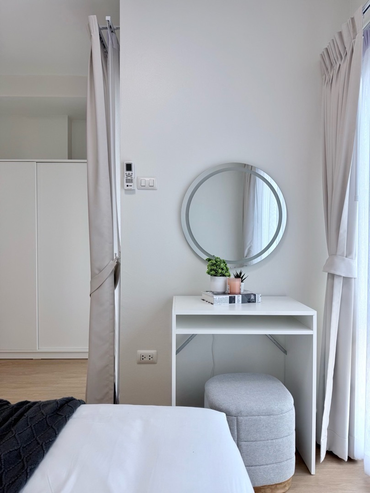 ขายคอนโดอ่อนนุช อุดมสุข : K-6834 ห้องตกแต่งใหม่  1 ห้องนอนเป็นสัดส่วน ✨️ ขายด่วน ❗The log 3 พร้อมอยู่