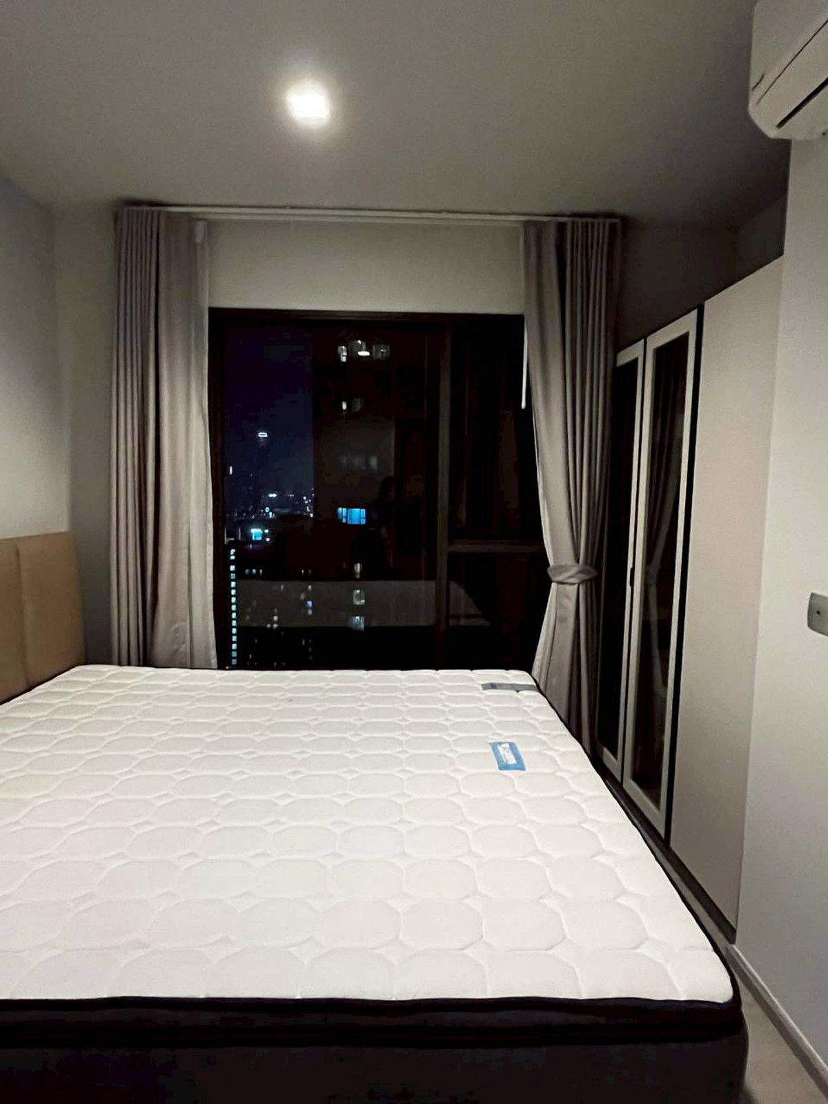 ให้เช่าคอนโดพระราม 9 เพชรบุรีตัดใหม่ RCA : ✅ LAK241 ✅ Line : @p2nproperty