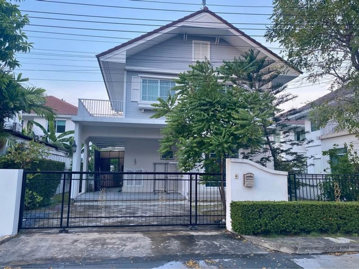 For RentHouseLadkrabang, Suwannaphum Airport : HR3351 2-story detached house for rent, Perfect Place Wongwaen-Ramkhamhaeng (Phase 2), quiet, private | connected to new Krungthep Kreetha Road | ready to move in immediately.