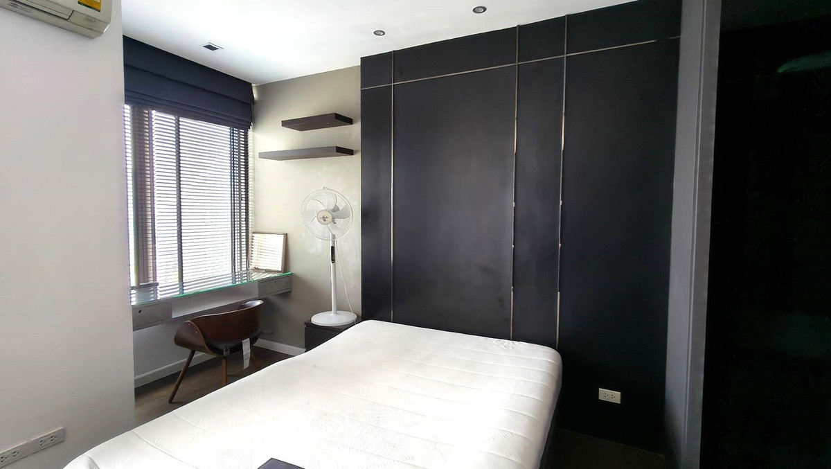 For RentCondoSathorn, Narathiwat : Nara9, 39 sq m, 31st floor, 1 bedroom, 1 bathroom, BTS Chong Nonsi.