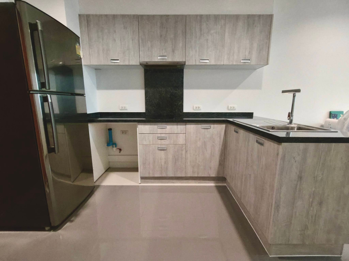 ขายคอนโดวงเวียนใหญ่ เจริญนคร : 🏠✨ วิลล่า สาทร (Villa Sathorn) | ขายคอนโด 1 ห้องนอน (HBH-ST-247)