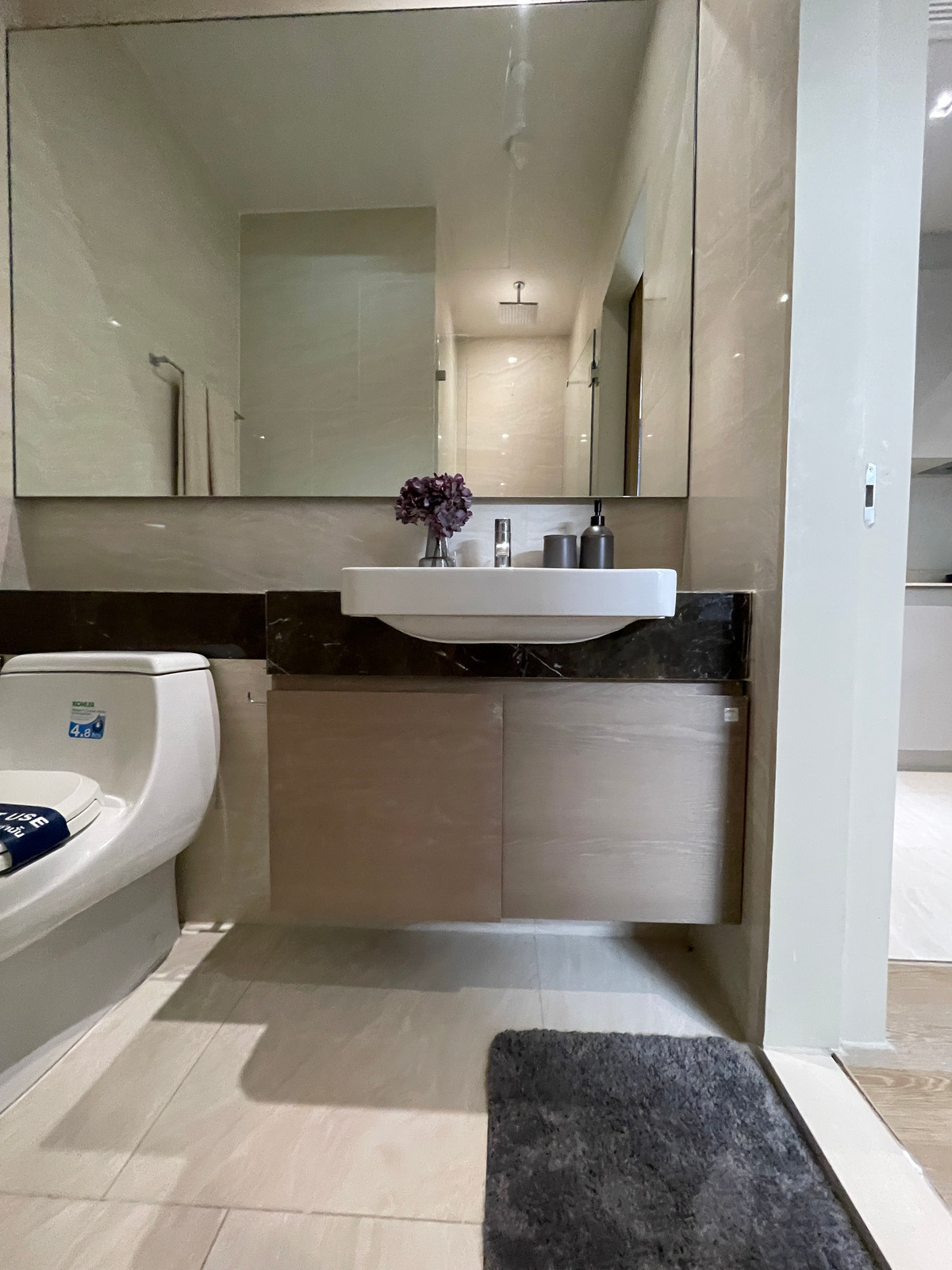 ขายคอนโดสีลม ศาลาแดง บางรัก : [THE PEAK OF SILOM] ASHTON SILOM – Rare 2BR Unit | ชั้น 32 วิวขอบฟ้า ประสบการณ์อยู่คอนโดที่เหมือนอยู่บ้าน 