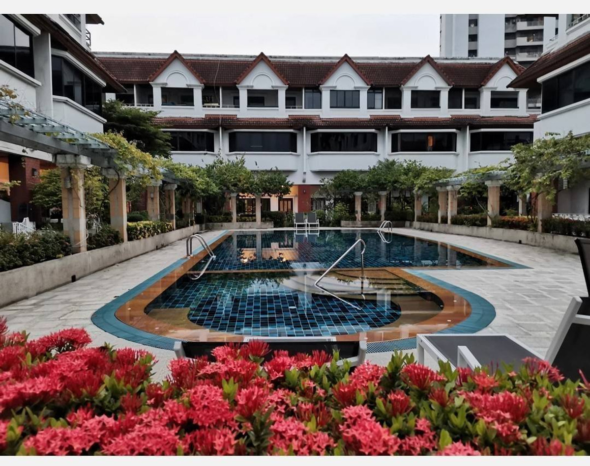 For RentHouseSukhumvit, Asoke, Thonglor : Townhome for rent at Lotus Point project, price 120,000 baht [MKh260401]