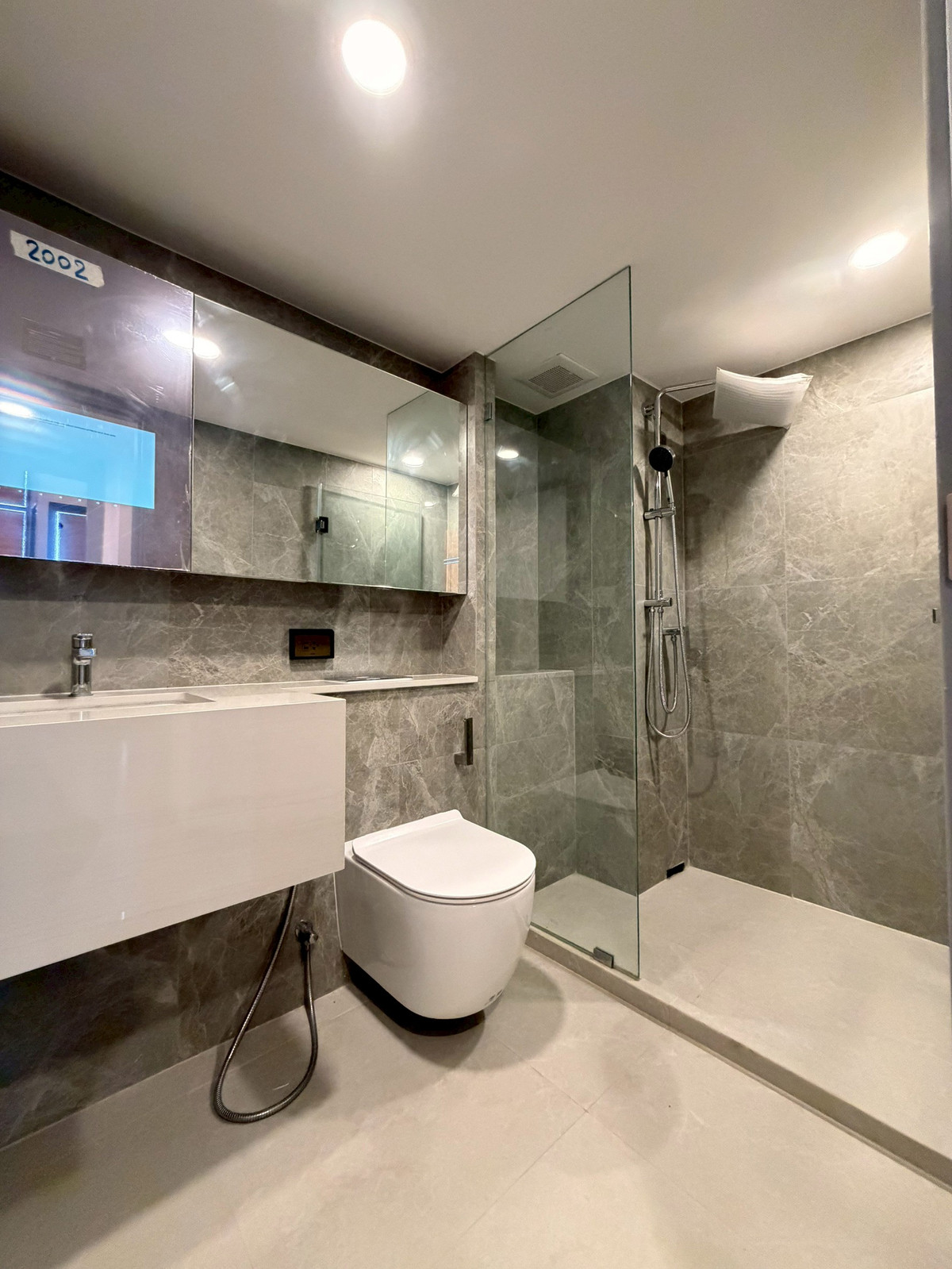 ขายคอนโดรัชดา ห้วยขวาง : 🔥 ด่วน! ขาย SOHO Bangkok รัชดา — Rare Item ห้องมุม Duplex ราคาดีมาก 🔥