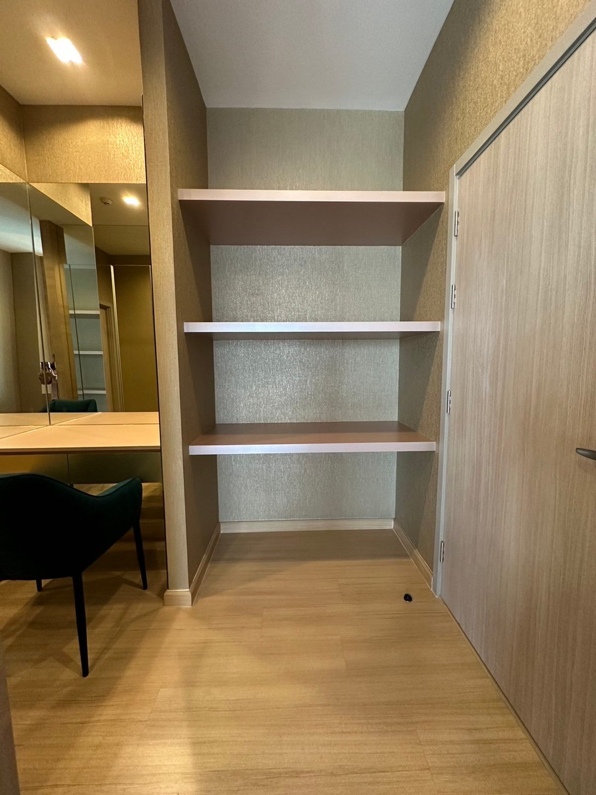 For RentCondoOnnut, Udomsuk : Hot Deal! 3BR Luxury Condo @ Wishdom Connect Sukhumvit | 128 sqm | High Floor | 120,000 THB