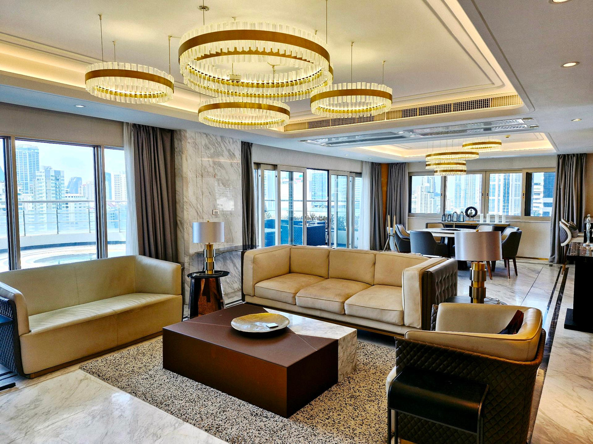 ขายคอนโดสุขุมวิท อโศก ทองหล่อ : (For Sale🔥) 📍 Le Raffine Sukhumvit24 : 3+1B5B 371sq.m. | Spacious 3 BR with private pool🌊 | 🚅 BTS Phromphong