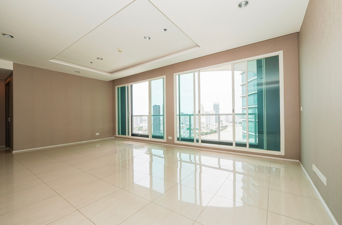 For SaleCondoSathorn, Narathiwat : Best Price🎉 River View Condo📍Menam Residence, 3 BR, 3 Parkings, Near Shrewsbury School