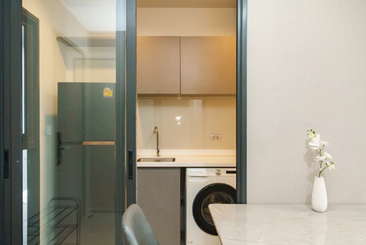 ให้เช่าคอนโดพระราม 9 เพชรบุรีตัดใหม่ RCA : ให้เช่า Life Asoke Hype ราคา 37,000 บาท [MPr260403]