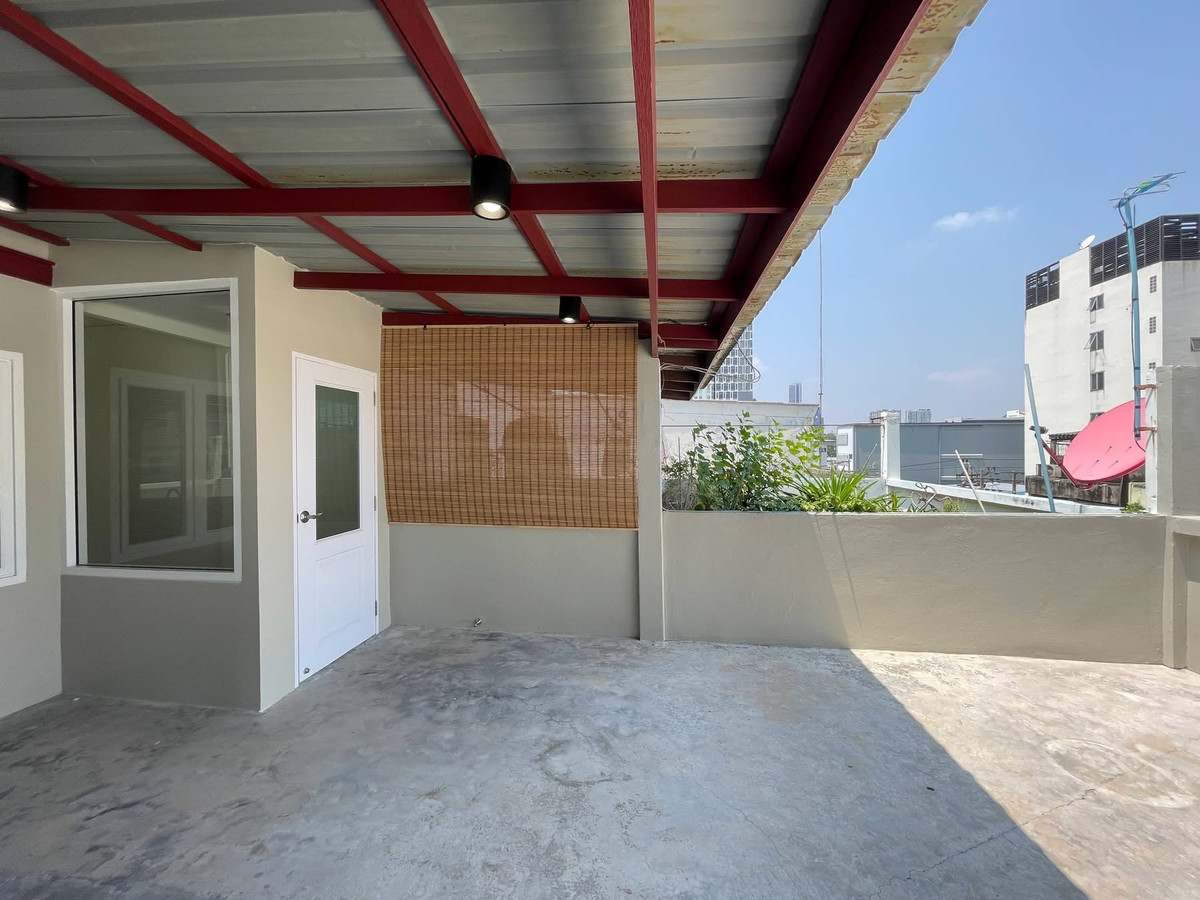 ให้เช่าทาวน์โฮมสุขุมวิท อโศก ทองหล่อ : หายาก! 🏡ทาวน์เฮาส์รีโนเวทใหม่ สุขุมวิท 93 🚆ใกล้ BTS บางจาก เพียง 150 เมตร