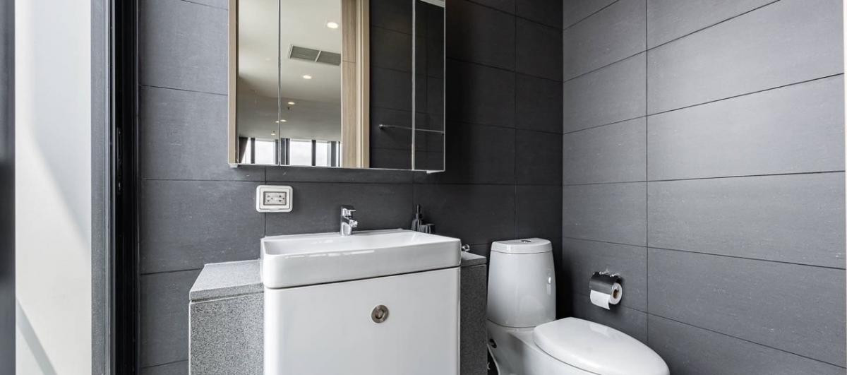 ขายคอนโดวิทยุ ชิดลม หลังสวน : Noble Ploenchit / 2 Bedrooms (FOR SALE), โนเบิล เพลินจิต / 2 ห้องนอน (ขาย) BJ019