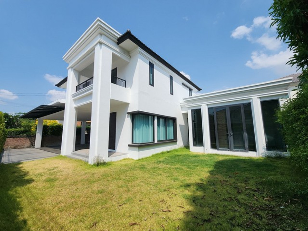 ให้เช่าบ้านพระราม 2 บางขุนเทียน : บ้านเดี่ยวให้เช่า 2 ชั้น ปรับปรุงใหม่ สไตล์ Modern ขนาด 93 ตารางวา 4 นอน มีเรือนรับรองแยก อยู่หลังเซ็นทรัล พระรามสอง