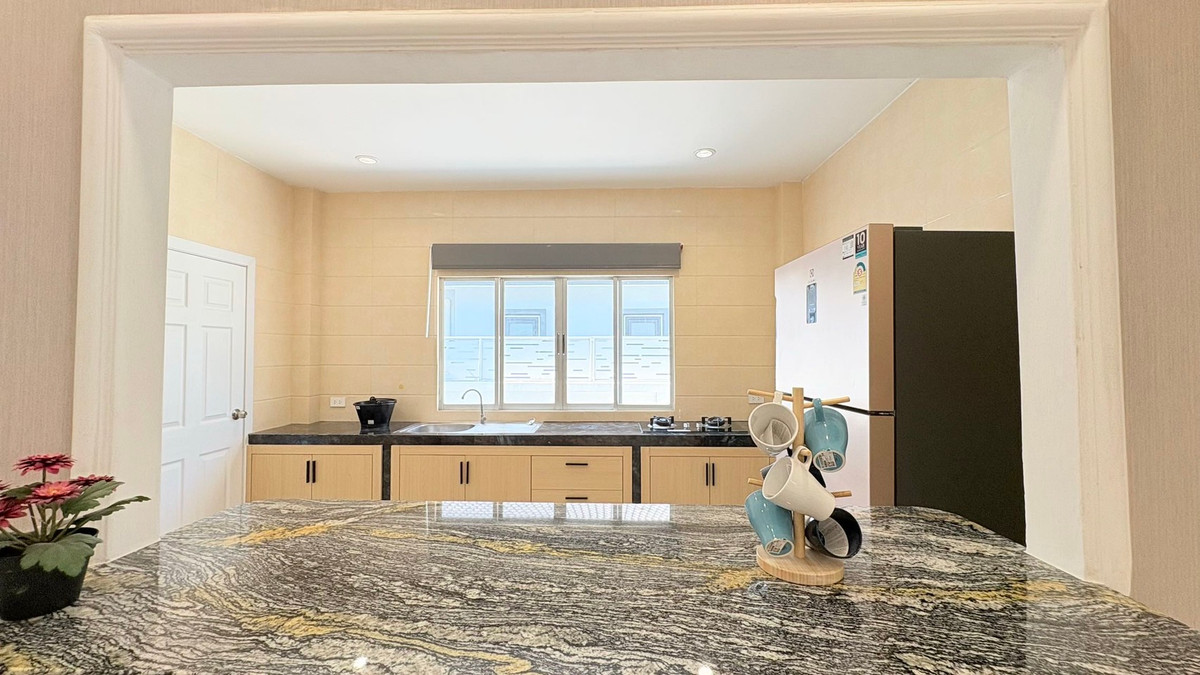 ขายพัทยา บางแสน ชลบุรี สัตหีบ : Pool villa for sale Pattaya tropical village phase 1 