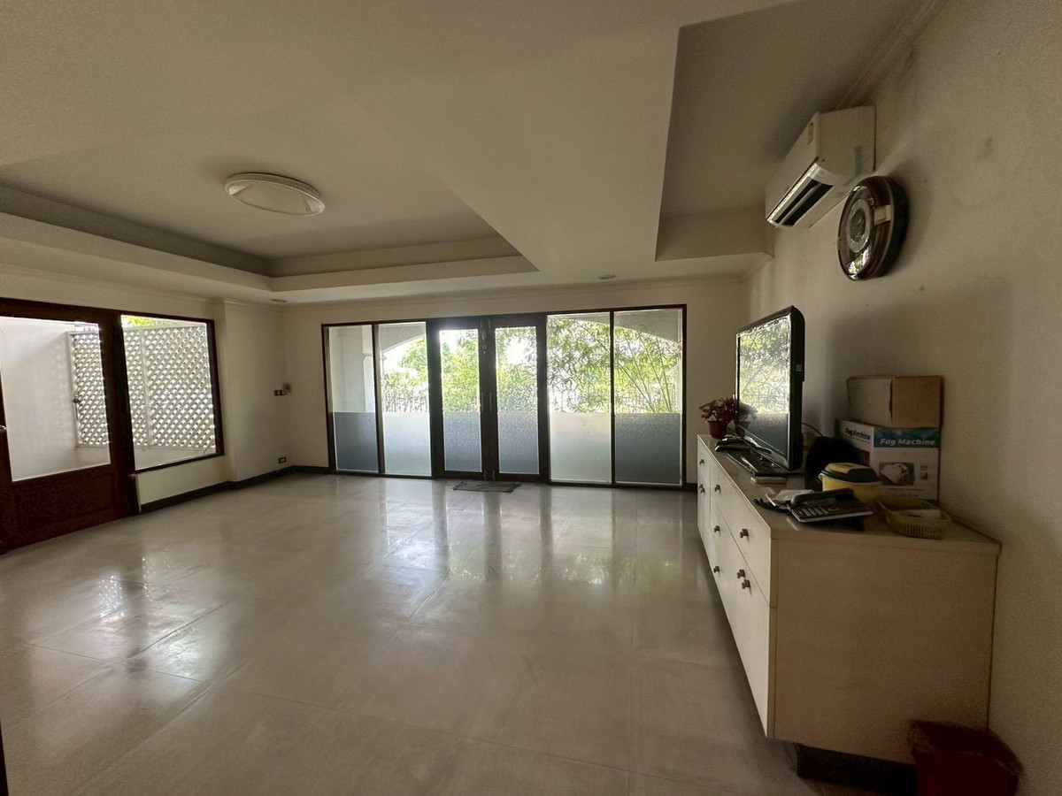 ขายบ้านเอกชัย บางบอน : ขายบ้านเดี่ยว 2 ชั้น หมู่บ้านเอกชัยออร์คิด การ์เด้น ทำเลดี เดินทางสะดวก