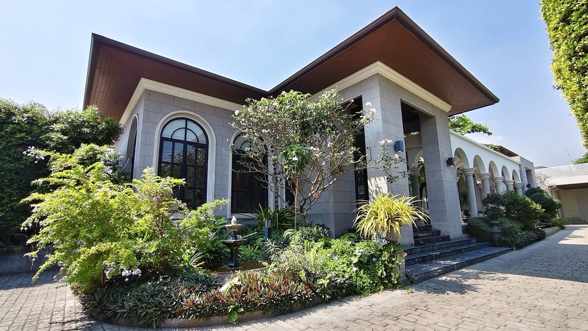 ให้เช่าบ้านแจ้งวัฒนะ เมืองทอง : โอกาสทอง‼️ เปิดให้เช่าบ้านหรู ทำเลเมืองทองธานี ซอยโครงการ 5  อิมแพค แจ้งวัฒนะ รถไฟรถไฟฟ้าสายสีชมพูสถานีอิมแพ็ค