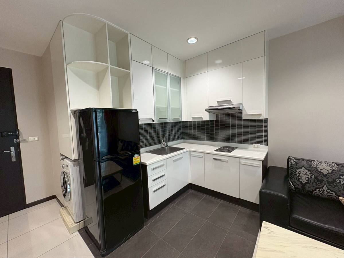 ขายคอนโดราชเทวี พญาไท : ขาย ด่วน The Address siam 1ห้องนอน 1ห้องน้ำ Size ใหญ่ 59ตารางเมตร