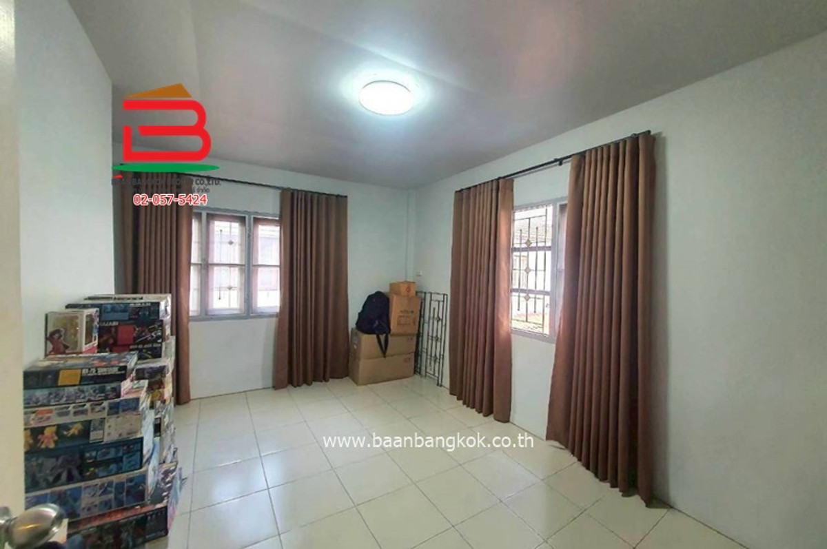 ขายทาวน์โฮมนวมินทร์ รามอินทรา : ทาวน์เฮาส์ หมู่บ้าน เค.ซี.รามอินทรา 6 (พระยาสุเรนทร์ 45) เนื้อที่ 24 ตรว. (ใกล้วัดพระยาสุเรนทร์) ถนนพระยาสุเรนทร์ แขวงสามวาตะวันตก เขตคลองสามวา