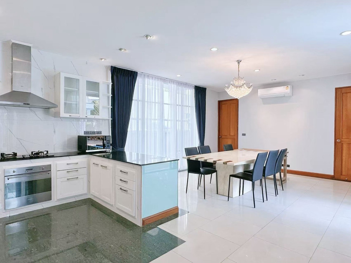 ให้เช่าสุขุมวิท อโศก ทองหล่อ : 🌈บ้านพูลวิลล่าเดี่ยว 3 ชั้น  พร้อมสระว่ายน้ำ 🎤