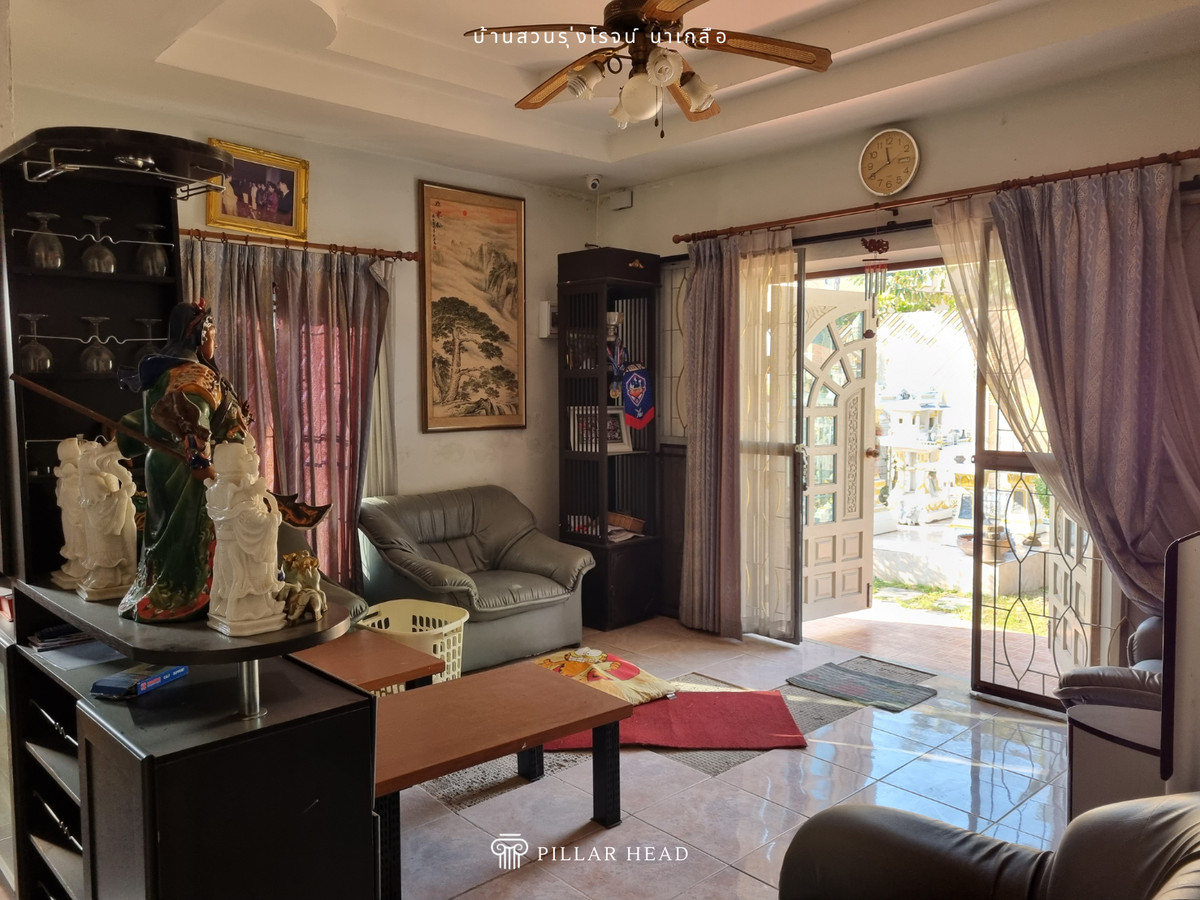 ขายบ้านพัทยา บางแสน ชลบุรี สัตหีบ : ขายด่วน! บ้านเดี่ยว 2 ชั้น ในโครงการบ้านสวนรุ่งโรจน์ นาเกลือ