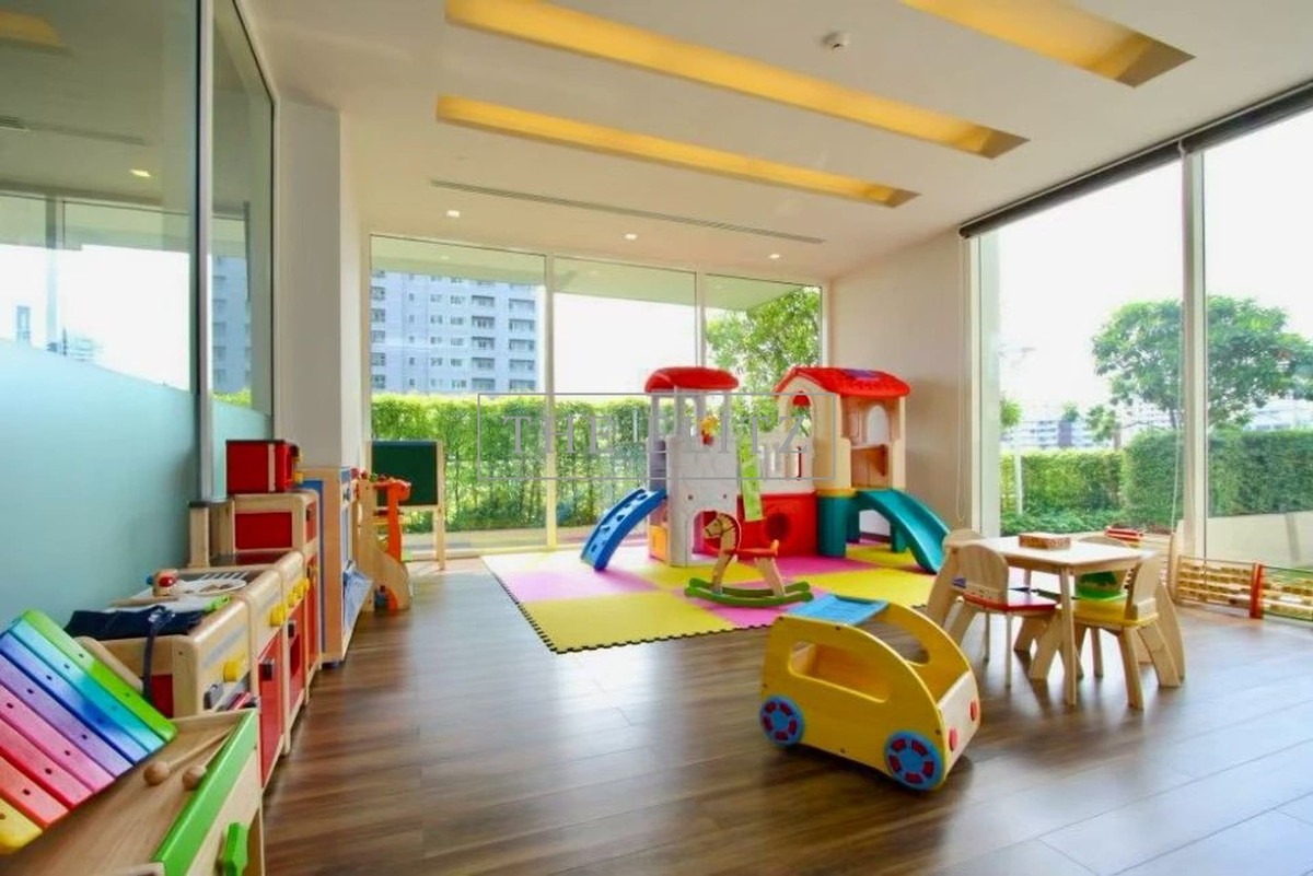 For RentCondoSukhumvit, Asoke, Thonglor : ✨ Turn a condo into a valuable asset in the heart of the CBD ✨ IVY Thonglor, location near J Avenue on a truly affordable budget.