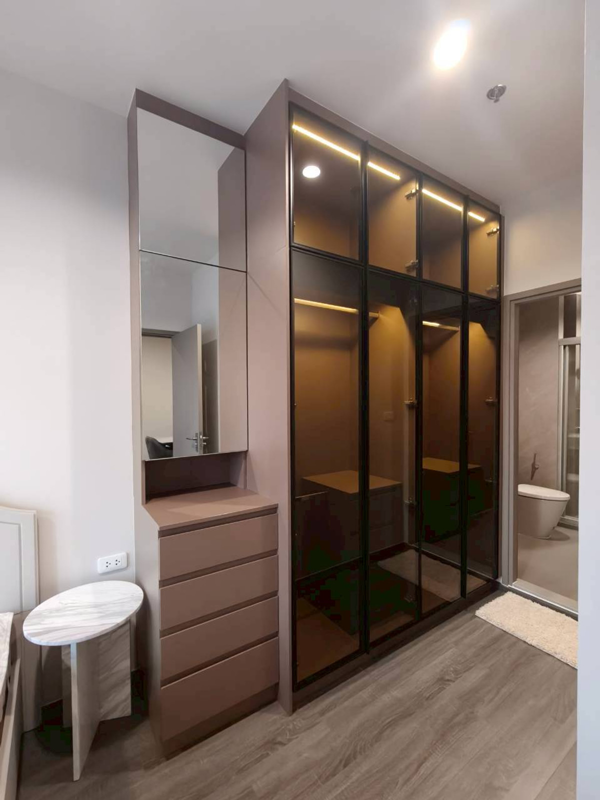 ให้เช่าคอนโดคลองเตย กล้วยน้ำไท : Line @assetcorner Welcome Co มีห้องว่างใหม่ทุกเดือน 1 Bed/ 1 Bed Plus/ 2 Bed