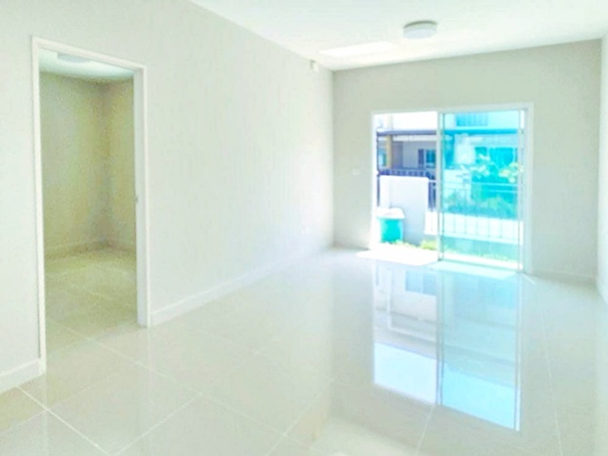 For RentTownhomeRattanathibet, Sanambinna : 4bed 2bath near Sarasas Witaed BangBua Thong School 900m.BangBuaThong LamPho Two story townhome