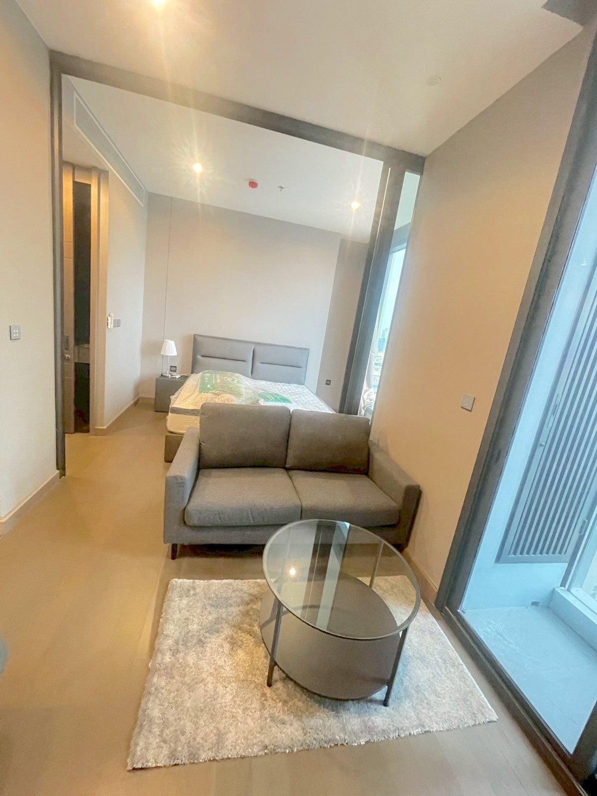 ให้เช่าคอนโดพระราม 9 เพชรบุรีตัดใหม่ RCA :  🔥 ปล่อยเช่าด่วน 🔥 ห้องสวย ใหม่  พร้อมย้ายเข้า  Call : 0619824959 Line ID :  elegant.289