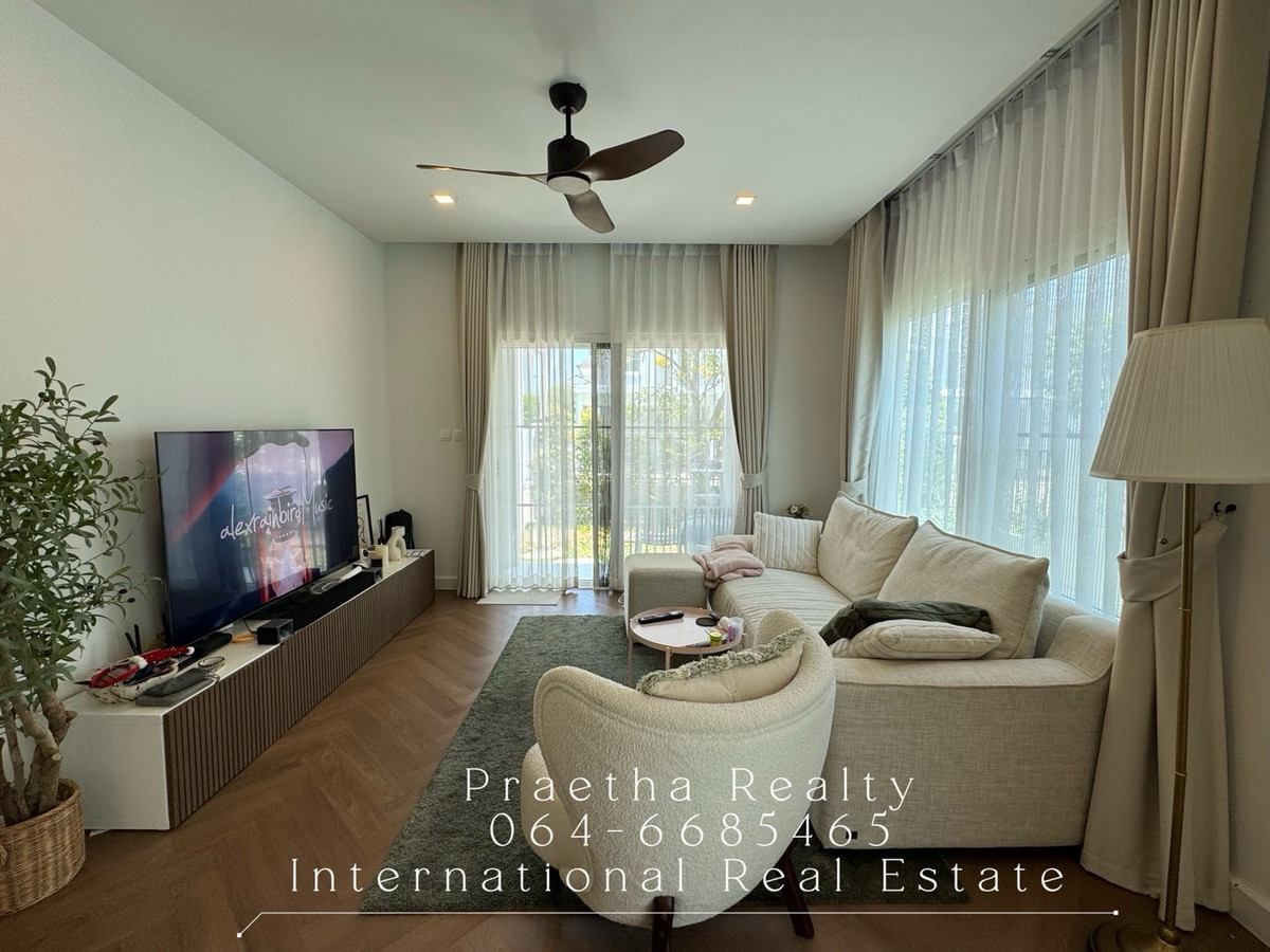 ให้เช่าบ้านบางนา แบริ่ง ลาซาล : ให้เช่าด่วน บ้านเดี่ยว ทำดีมาก วิลลาจิโอ2 ศรีนครินทร์-บางนา กม.7 ใกล้เมบางนาเพียง5นาที ราคาเพียง55,000บาท ราคานี้หายากมาก ตกแต่งสวยมาก ค่ะ 
3นอน3น้ำ 137 ตรม