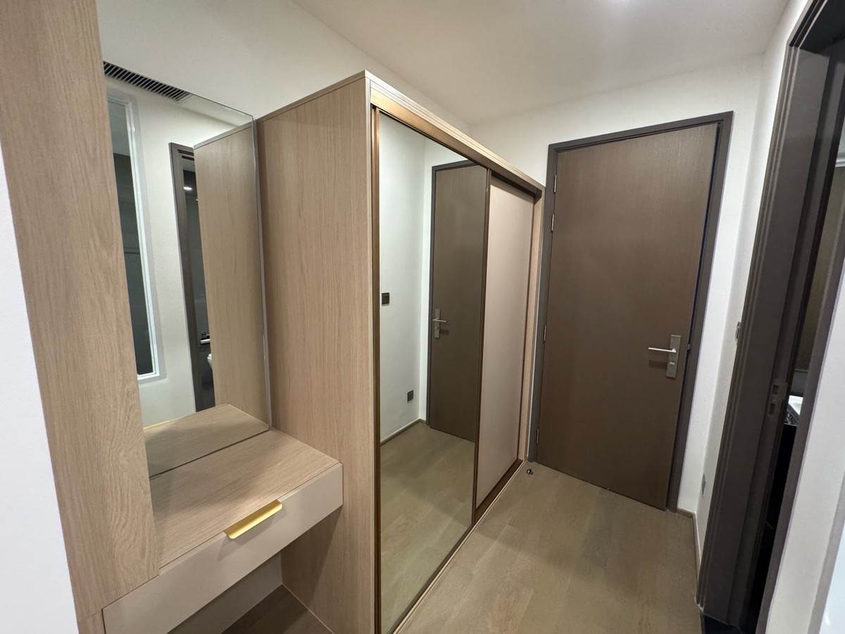 ให้เช่าคอนโดสยาม จุฬา สามย่าน : ให้เช่า 2 ห้องนอน 2 ห้องน้ำ Ashton จุฬา สีลม ราคา 60,000 บาท ติดต่อ 0869017364