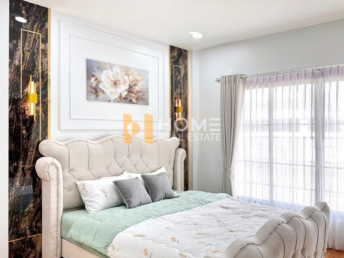 For SaleHousePattaya, Bangsaen, Chonburi : Detached House Makmai Laem Chabang 2 / 4 Bedrooms (FOR SALE) YEAN154