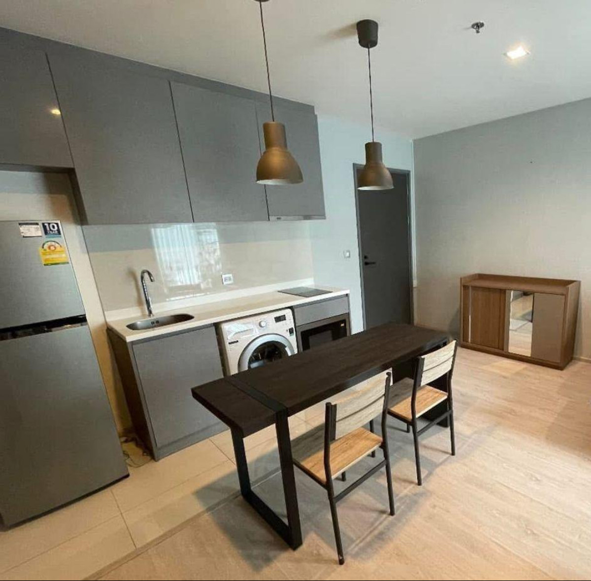 For SaleCondoRatchathewi,Phayathai : Rhythm Rangnam 47 sq.m. 2b1b Please add LINE ID @806qphgn o8415o5483