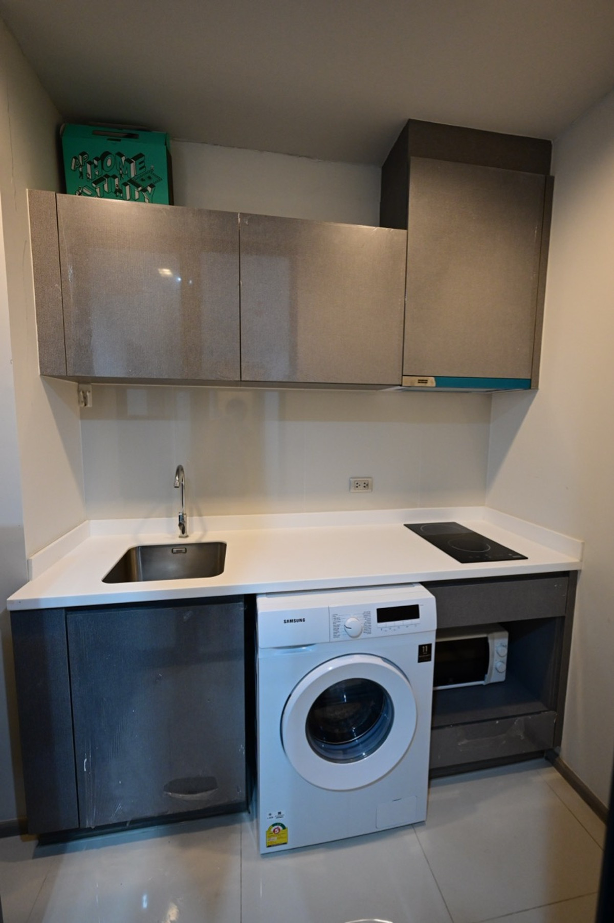 ขายคอนโดพระราม 9 เพชรบุรีตัดใหม่ RCA : ✨ถูกใจวัยทำงาน✌ ขายคอนโดหรู 1 นอน พลัส ส่วนกลางอลังการ ไลฟ์ อโศก ไฮป์✨