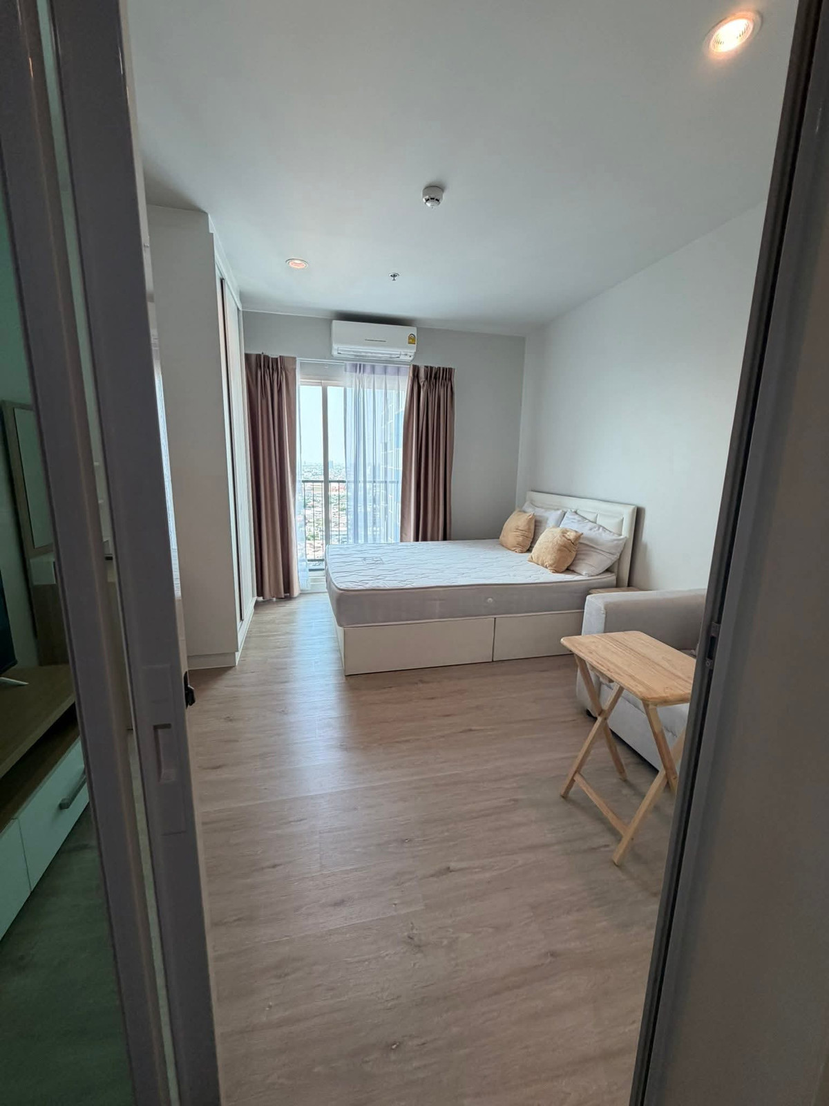 ให้เช่าคอนโดท่าพระ ตลาดพลู วุฒากาศ : ให้เช่าคอนโด เมโทรสกาย วุฒากาศ เฟอร์ครบ พร้อมอยู่