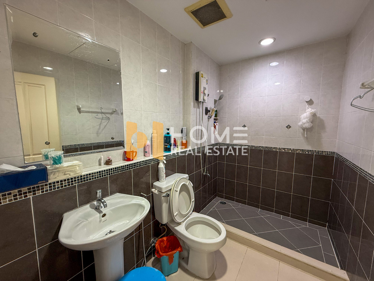 For SaleTownhomePattanakan, Srinakarin : Baan Klang Muang S Saint Srinakarin / 4 Bedrooms (FOR SALE) GNG046