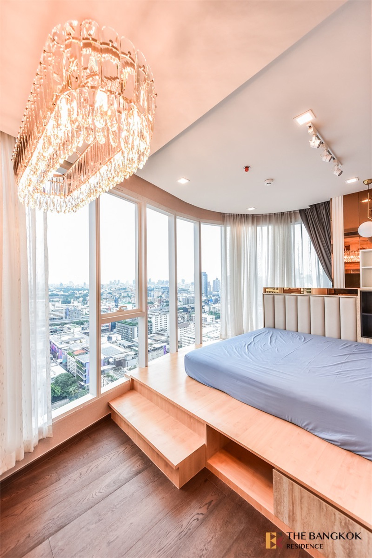 For SaleCondoAri,Anusaowaree : ❤️The Best Deal 💕Ideo Q Victory Exclusive 2B1B 43 sqm. Just 9.99 MB only Call Ms. Angel(Aumi) 0658209572