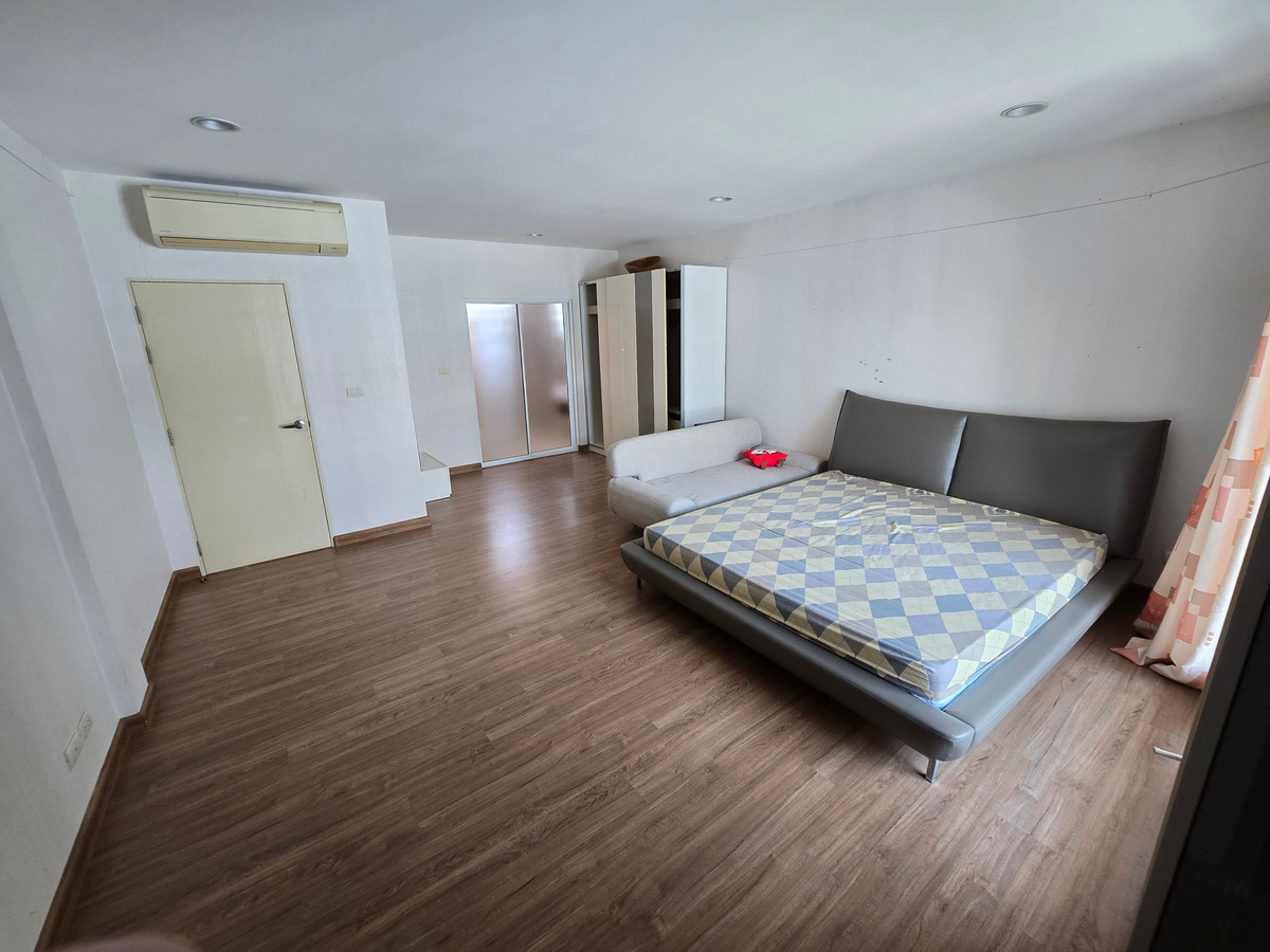 ให้เช่าทาวน์โฮมเอกชัย บางบอน : ทาวน์เฮ้าส์ 3BED 3BATH | 264ตรม | BTS วุฒากาศ | 28,000/เดือน (เลี้ยงสัตว์ได้🐶🐱✅)