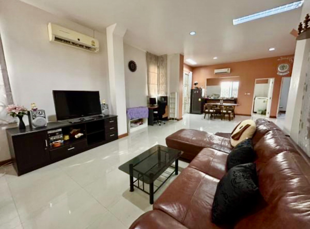 For RentOnnut, Udomsuk : Fahluang Ville Village, Soi Sukhumvit 101 / 5 bedrooms (for rent), Fahluang Ville Sukhumvit 101 / 5 Bedrooms (FOR RENT) GNG042